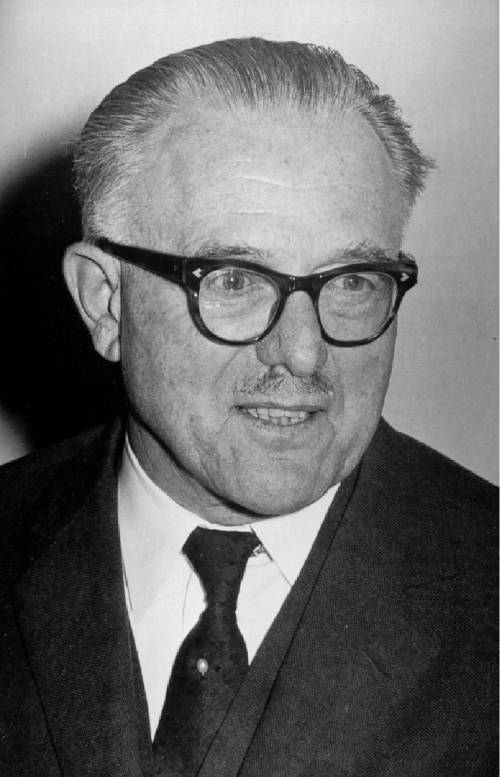 MaisinJ001.jpg