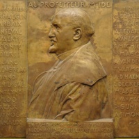 IdeM009.jpg